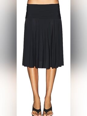 Black Pleated Midi Skirt - Women